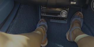Molly Brown feet photo 11
