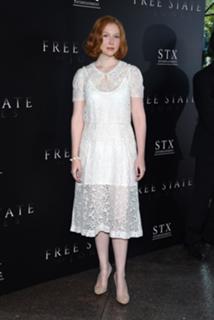 Molly C. Quinn feet photo thumbnail