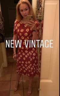 Molly C. Quinn feet photo thumbnail