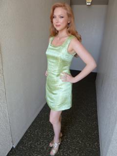 Molly C. Quinn feet photo thumbnail