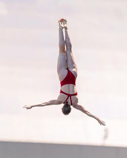 Molly Carlson feet photo thumbnail