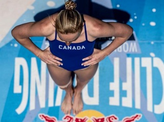 Molly Carlson feet photo thumbnail