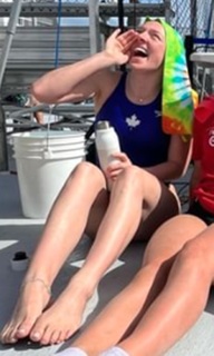 Molly Carlson feet photo thumbnail
