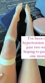 Molly Carlson feet photo thumbnail