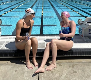 Molly Carlson feet photo thumbnail