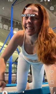 Molly Carlson feet photo thumbnail