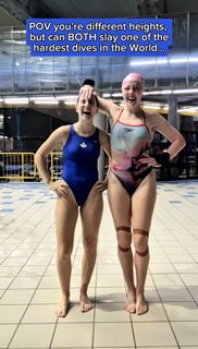 Molly Carlson feet photo thumbnail