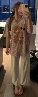 Molly Carlson feet photo thumbnail