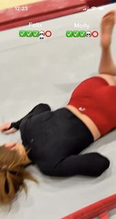 Molly Carlson feet photo 1