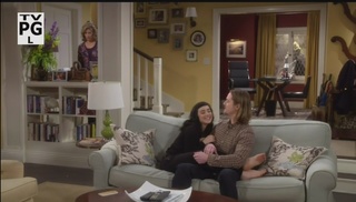 Molly Ephraim feet photo thumbnail