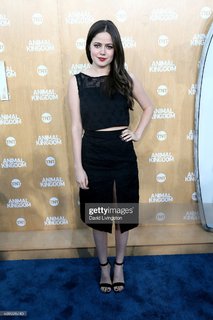 Molly Gordon feet photo thumbnail