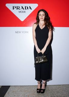 Molly Gordon feet photo 15