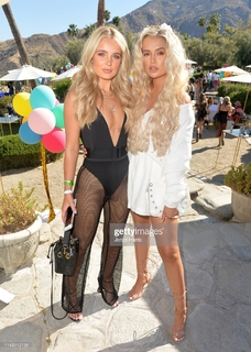 Molly-Mae Hague feet photo thumbnail