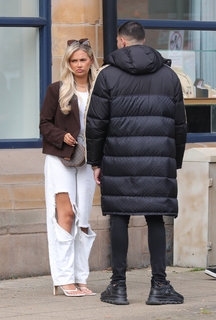 Molly-Mae Hague feet photo thumbnail