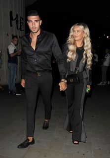 Molly-Mae Hague feet photo thumbnail