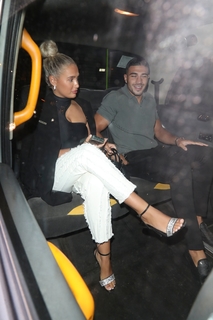 Molly-Mae Hague feet photo thumbnail