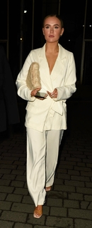 Molly-Mae Hague feet photo thumbnail