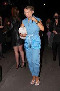 Molly-Mae Hague feet photo thumbnail