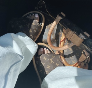 Molly-Mae Hague feet photo thumbnail