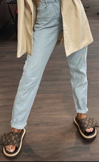 Molly-Mae Hague feet photo thumbnail