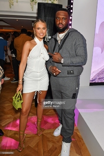 Molly-Mae Hague feet photo thumbnail