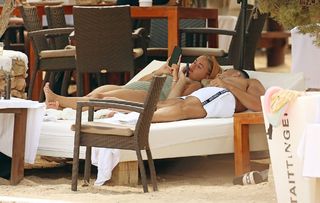 Molly-Mae Hague feet photo thumbnail