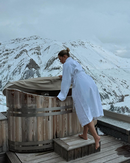 Molly-Mae Hague feet photo thumbnail