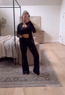 Molly-Mae Hague feet photo thumbnail