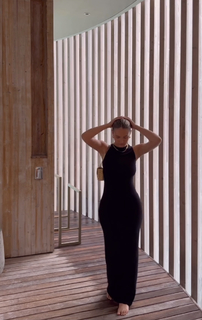 Molly-Mae Hague feet photo thumbnail