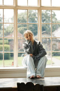 Molly-Mae Hague feet photo thumbnail