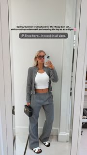 Molly-Mae Hague feet photo thumbnail