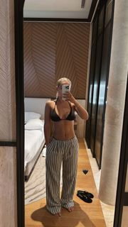 Molly-Mae Hague feet photo thumbnail