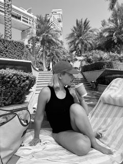 Molly-Mae Hague feet photo thumbnail