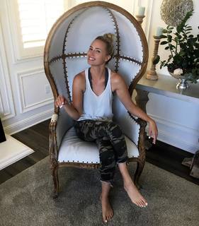 Molly McCook feet photo 10