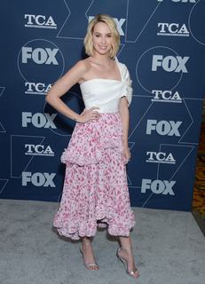 Molly McCook feet photo 19