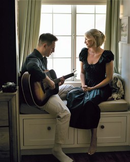 Molly McCook feet photo 17