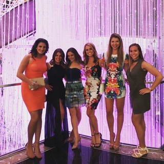 Molly McGrath feet photo thumbnail