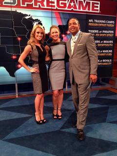 Molly McGrath feet photo thumbnail