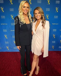 Molly McGrath feet photo thumbnail