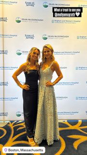 Molly McGrath feet photo thumbnail