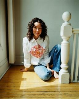 Molly Parker feet photo thumbnail