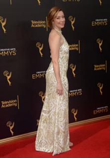 Molly Parker feet photo thumbnail