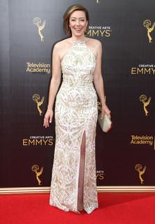 Molly Parker feet photo thumbnail