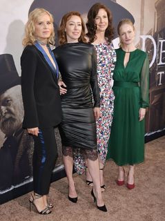 Molly Parker feet photo thumbnail