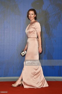 Molly Parker feet photo thumbnail