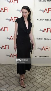 Molly Parker feet photo thumbnail