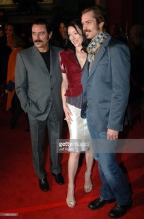 Molly Parker feet photo thumbnail
