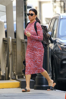 Molly Qerim feet photo thumbnail