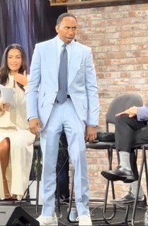 Molly Qerim feet photo thumbnail