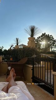 Molly Qerim feet photo thumbnail